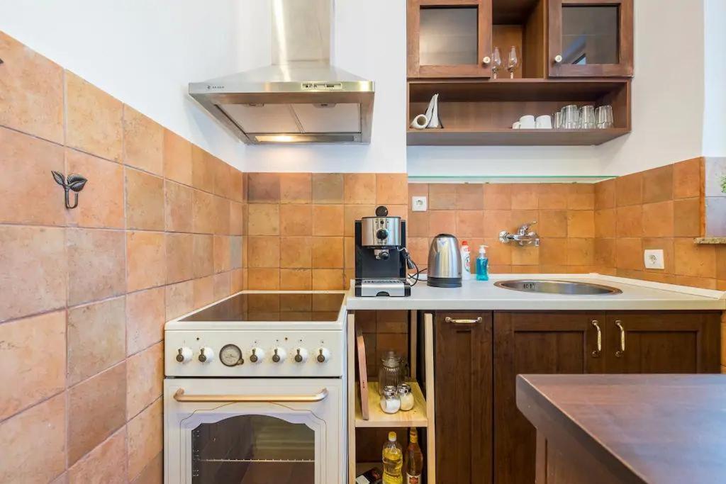 Funky Fresh Place In The Heart Of Sofia Exterior photo